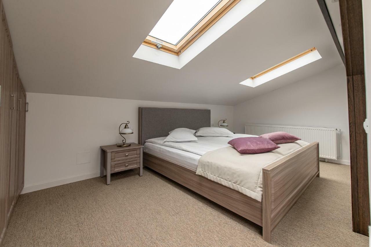 Vila Norbe Buşteni Chambre photo